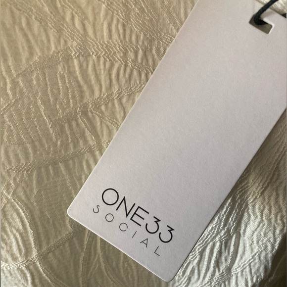 One33 Social
Long Sleeve Jacquard Dress with Fringe - Picture 3 of 10